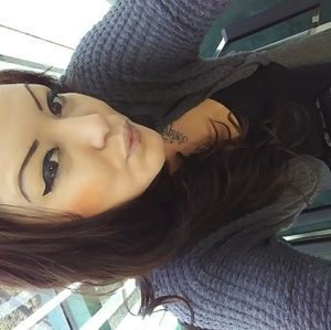 Meet your Posher, Pamela chris